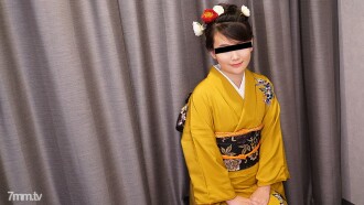 Awal dari seorang wanita cantik dengan gaun indah dan seorang putri di tengah hari!