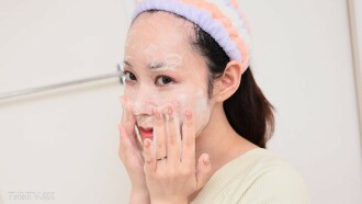 Barefaced Mature Woman - Kurosaki-san's Real Face -