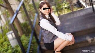Sa daan patungo sa mababang uri, ang receptionist ng Miniskirpa Pie ay unti-unting kasali!