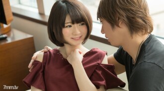 Seorang gadis misteri yang mendapat acme dengan seks patuh / Mio
