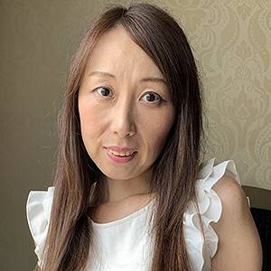 優子