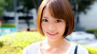 Kaori Kitajima, 20 ans, adore l'alcool et a l'habitude de vouloir faire l'amour quand elle en boit.