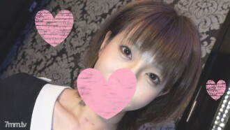 ★Penampilan wajah yang lengkap☆ Ibu muda yang langsing dan cantik Serika☆ Super syahwat, seks sengit, creampie sengit! Seks yang sangat sengit dengan tarian badan yang cantik~♥ [Penggambaran peribadi] *Bonus ulasan disertakan!