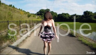 Fellation en plein air de M & K et journal de sexe en plein air Enregistrement de deux personnes qui ne peuvent faire que des actes pervers Partie 3