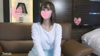 ★ Aparência completa ☆ Rina-chan, uma senhora de escritório limpa e arrumada com um corpo bonito, tem 24 anos ☆ Pernas delgadas com parte inferior do corpo rechonchuda ♥ Massageador elétrico com suco de amor esfarrapado imediatamente ♥ Felação submissa ♥ OL amante do sexo fica excitado com bareback cum shot ♥ [Fotografia pessoal] ] * Com benefícios!