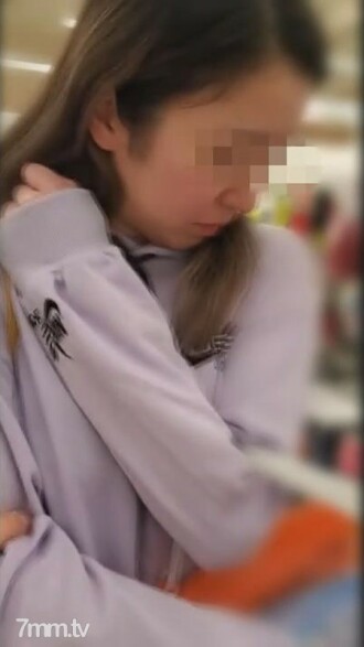*限時[個人]瑜伽教練的妻子和她的丈夫借錢帶回家，做了陰道射精。