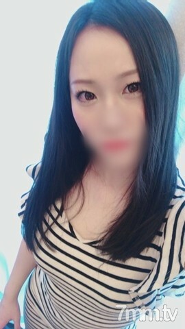【無修正】旦那のいない真っ昼間から他人のチンポを欲しがる美女妻(種付けしたくて中出ししました)