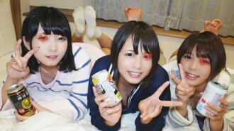 [Orgie 5P] Camp d'entraînement de vacances en cercle de minibus universitaire privé à Tokyo, 3 femmes managers de 2e année ① [Vidéo bonus de changement de vêtements incluse]