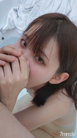 Limitadong dami [Uncensored] Iresponsableng creampie + bukkake para sa isang magandang babae na maganda ang balat sa kanyang unang taon bilang isang nursery teacher. (49 minuto)