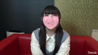 148㎝のミニロリガール。好きじゃない人と初めてのＳＥＸ。
