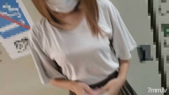 【개인】아이 소지 삼십로 아내. 딸을 위해 이마를 올린 결과 펑크 해 타인봉에 질 내 사정되어 흐트러진다.