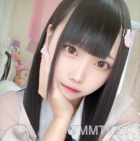 [Video 4K] [Khuôn mặt] Một thần tượng chính hiệu. Một học sinh 18 tuổi năng động, cao 147 cm, một cô gái thấp xinh đẹp Hoka, mặc đồng phục, mặc đồng phục, quan hệ tình dục bằng miệng, và một ông già bướng bỉnh ngâm mình vào âm đạo và trả thù bánh kem khổng lồ.
