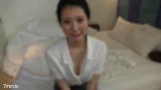 Uma linda garota de 19 anos cheia de sorrisos. Esguicho maciço atacando o corpo sensível de seios grandes de beleza loli. É a primeira vez na minha vida que tenho uma grande quantidade de esperma vaginal em uma boceta que parece molhada e atordoada.