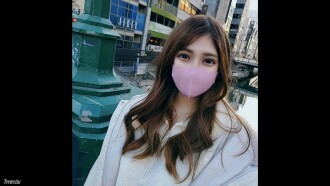 นัดแรก! !! จำนวนจำกัด! [Uncensored] เผยให้เห็นหัวนมใหญ่ของ Ecup และขอร้องให้กอดรัด ... Creampie สองครั้งให้กับหญิงสาวสวยที่มีความงามงดงามจมดิ่งอยู่ในความต้องการทางเพศ! !! (ภาพยนตร์สารคดี)
