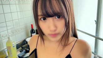 【顔バレ映像流出】驚異の爆乳Ｊカップ！(？？歳) AVより卑猥なおっぱいY●ut●ber、編集担当の絶倫彼氏とSEX　媚●オイルでアヘアヘ巨根に爆乳パイズリ、痙攣絶頂ハメ撮り♥流出個人撮影