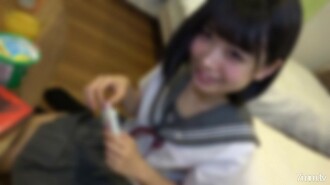 10代現役生、奇跡の美少女しほちゃんと放課後のお家デート。応募総数700人の中から選抜された熱狂的ファンに全身を舐められ可愛いお顔に大量の濃厚ザーメンがべっとり。