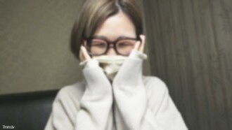 ※学校バレ→即削除※【無修正】清楚で真面目な小学校の美人先生。SEXの経験が少ないウブな体にデカマラ突っ込まれて人生初ハメ撮り。メガネ顔射でザーメンまみれ！ FC2-PPV-2768929