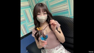 [Phát súng đầu tiên / không bị kiểm duyệt] Số lượng có hạn! ! Em nhân viên thẩm mỹ xinh quá dâm chấp nhận cái xu hướng méo mó của tôi vào chỗ riêng tư và thực hiện một màn xử lý bí mật trong phòng kín ... Với sự nhạy cảm vượt trội, em ấy đã bộc lộ sự ngu ngốc của mình và xuất tinh hai lần trong một cơ thể sừng sỏ đang quằn quại! ! FC2-PPV-2895660