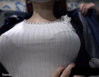 ♪Inilabas ang footage ng Kurashiki♪ Dalawang bahaging komposisyon♪♪ Ria-chan, 18 taong gulang, malaking H-cup gal, Mga araw ng buntis + Isang video na puno ng maniac milk play na kinunan sa loob ng 10 buwan pagkatapos manganak Must-see♪♪