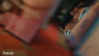 [Individual] In a machine where people approach to secure a tall, slender and beautiful wife in the city. .. Blushing, feeling but refusing, the flood again while dispelling that hand.