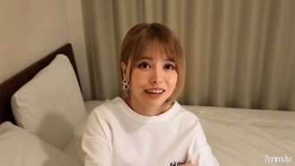 《Cuckold》 Cuckold video ng isang magandang batang asawa na cuckold para sa kanyang asawa na isang pervert photography maniac, kayumanggi ang buhok na maikli at gusto ang sarili