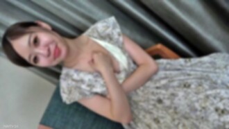 皮肤白皙，身材苗条的女医学生。像乃木坂46的白石舞一样，散发著智慧的美貌和光彩。对只有一次经验的奇迹天使进行了大量的阴道射精。