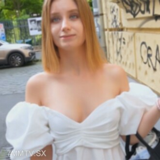 莉莉，一個美麗的女孩，要求很多的愛。 “我現在想起來了，我去吃它。” 