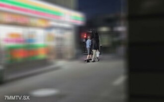Pendant la période de non-résidence, le succès de la réunion secrète du passage du prêt. Une autre épouse et un autre enfant sont également des individus.
