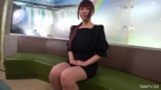 0333_005 Si Arisa-chan, 20 taong gulang, isang mahalay na JD na may magagandang malalaking suso at isang H cup, ay ginawa upang himukin ang obulasyon sa isang mapanganib na araw sa isang mahalay na costume ng nars na nababagay sa kanya, at pinapagbinhi ng iresponsableng creampie sex! 