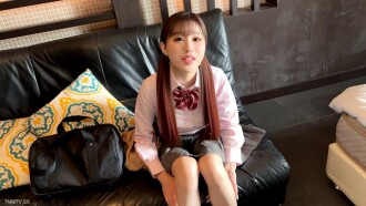 Nhìn từ bên ngoài [Chụp ảnh cá nhân] Một người phụ nữ da dày, tóc đỏ và thủ dâm trẻ em, cô ấy là một cô gái trẻ xuất sắc, ngay sau khi sứ giả ăn kem, cô ấy có thái độ bất cần và miệng sạch sẽ. 