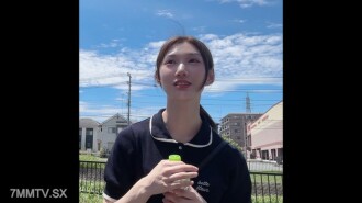 我有一個男朋友，無法控制19歲的推特爾（Threlder）面前的“衝動”， *審查有限的獎金