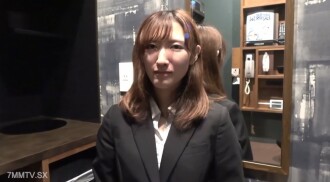 【무・개 촬영】모델 체형의 민감한 추격! 들으면 ** 퇴점! ? 느끼기 쉬운 그녀와 두근 두근 만화 카페 에치 ♡ 【특전으로 고화질】 