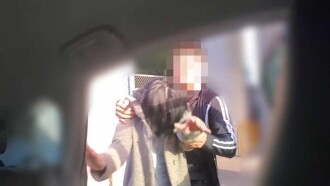[Peribadi] Isteri yang sensitif, walaupun mertuanya terpaksa menanggung hutang, dia tidak dapat melupakan keseronokan yang diberikan kepadanya, dan walaupun dia membencinya, dia merangkap tiga kali berturut-turut dalam pergaulan pertamanya.