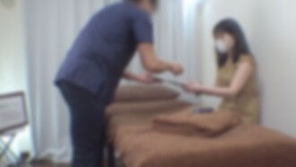 Khuyến mại mới giảm giá một nửa đến hết ngày 15/6! [Không/SEX] Một cô nhân viên văn phòng xinh đẹp ngoài 30 tuổi, có làn da đẹp và thân hình quyến rũ, cô ấy là một người phụ nữ rất nhạy cảm. Bạn có thể nghe thấy tiếng thở của cô ấy khi cô ấy vùi mặt vào gối.