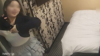 19歲，F罩杯。現在的成功率，愛好者已經習以為常了。然而，我當時太強勢了，根本無法主動。 | FC2電子市場