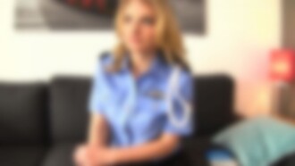 【无】日本男 vs 金发女郎** 我在当地租了个房间，警察来了，怀疑我，但我被她的屁股迷住了，就把我的***放进去了 (;'∀') 评论中包含高质量 ZIP 文件 渔夫