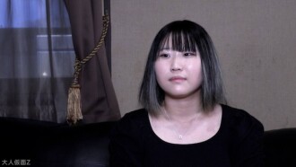 【首次业馀拍摄】妮娜（19岁）是一位身材丰满、敏感的业馀模特，被像ATM机一样内射和肛交。拍摄结束后，她似乎要和一位多年未见的老朋友见面，所以我事先在她体内射了很多精。