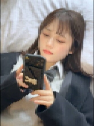 【2026年3月畢業】前偶像練習生，18歲F罩杯美女，身穿校服出鏡。罕見未服用避孕藥的業餘性愛視頻，價格可議。 *數量有限。