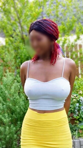 [Estoque limitado] Mulher meio africana tribal, meio japonesa [20 anos/modelo/seios tamanho G] Orgia a quatro. Imagens raras de um talento incrível com uma mistura de fofura e um c...