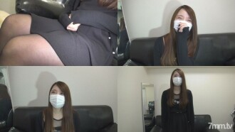 一位叔叔在一个活跃的 JD 害羞美丽的屁股女孩中阴道射精 [个人拍摄]