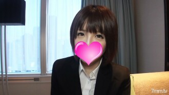 [Tir personnel] Belle et élancée, la nouvelle employée mignonne Kaede-chan cum shot ! [Vidéo délirante]