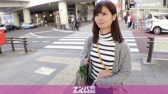진짜 연파, 첫 촬영. 1563 남편과의 성활에 불만을 가지고 있는 미인 아내를 헌팅 성공! 서서히 거리를 채우고 몸에 닿아 가면 서서히 기대하고 있는 것 같은 표정을 들여다 침대 위에서는 온나의 얼굴을 보여 선선해진다!