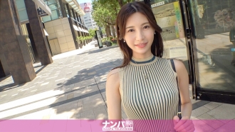 真的很軟，第一槍。 1986年 時尚市中心邂逅美女！超美腿搭配模特兒身材！ ！ ！與外表完全相反，與海海同行的天然女孩！自願搖臀的性感小姐姐，長腿腳下瀑布般噴水！ ！ ！