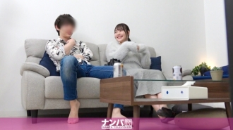 在經驗豐富的把妹達人的性愛房間裡，偷拍與他的性愛355 帶一個以酒和性為人生目的的女孩回家！當一個甜美的聲音邀請你「我們做愛吧」時，你別無選擇，只能這麼做！她正處於爆發的邊緣，因為她無法忍受這個連自慰的性慾怪物！ 330 3