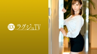 Luxury TV 1255 Isang magandang consultant sa matchmaking na nagsasabing ang compatibility ng katawan ng isang lalaki at isang babae ay ang pinakamahalaga kapag ikakasal ay lumalabas sa AV! Matapang na ibuka ang magagandang binti at tanggapin ang malaking titi, humihingal habang niyuyugyog ang malambot na malalaking suso!