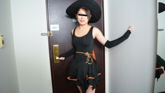 穿著萬聖節服裝爆炸的流行Deriheru Miss