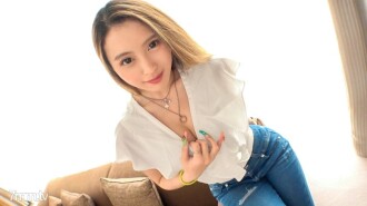 [First shot] [Sensitive gal who can't stand] [Large amount of squirting] Ang pakikipagtalik sa unang pagkakataon sa loob ng kalahating taon ay isang taon na halaga ng matinding pakikipagtalik. Sensitive Ma ○ This is Enchanted By A Strong White Gal.. AV Application Sa Internet → AV Experience Shooting 1265