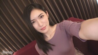 [Premier coup] [Superbe service de Miss Esthetics] [Climax imparable] La mort audacieuse d'une belle femme fascinée par son apparence calme est à voir absolument. Elle continue à haleter de plaisir tout en devenant pelucheuse .. Application AV sur le net → Expérience AV de prise de vue 1396