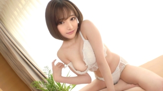 [Ne le manquez pas jusqu'à la fin ! ] Une fille littéraire qui aime les romans et la masturbation délirante. Peut-être que ce passe-temps est aussi lié au jeu d'acteur, le point culminant du passionné "Ça fait du bien..." résonne dans son entrejambe... ! Application AV sur le net → Tournage d'expérience AV 1899